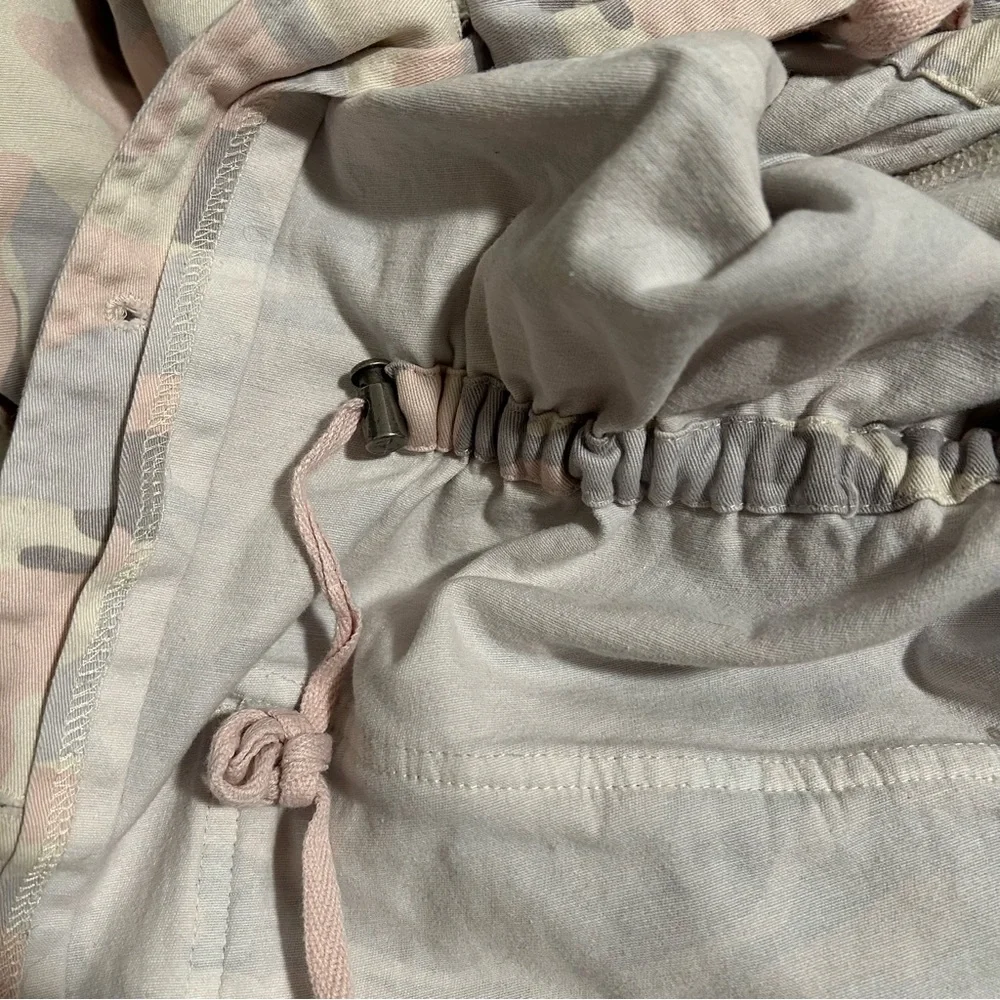 Torrid pink Camo jacket. - Picture 11 of 11